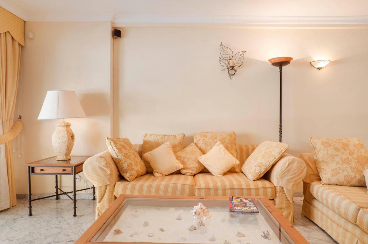 Del Parque Flats - Puerto Marina Apartman Benalmádena Kültér fotó