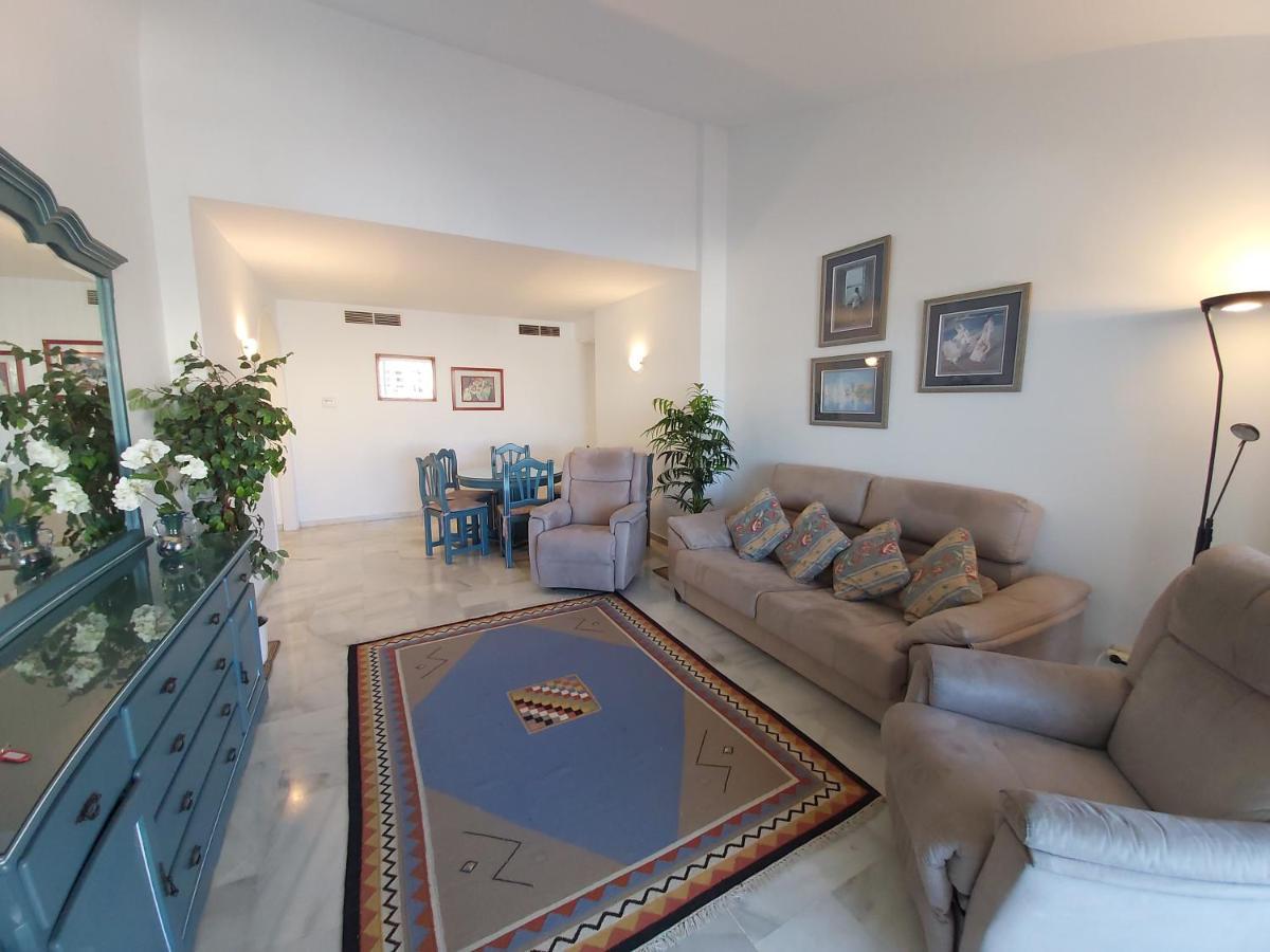 Del Parque Flats - Puerto Marina Apartman Benalmádena Kültér fotó