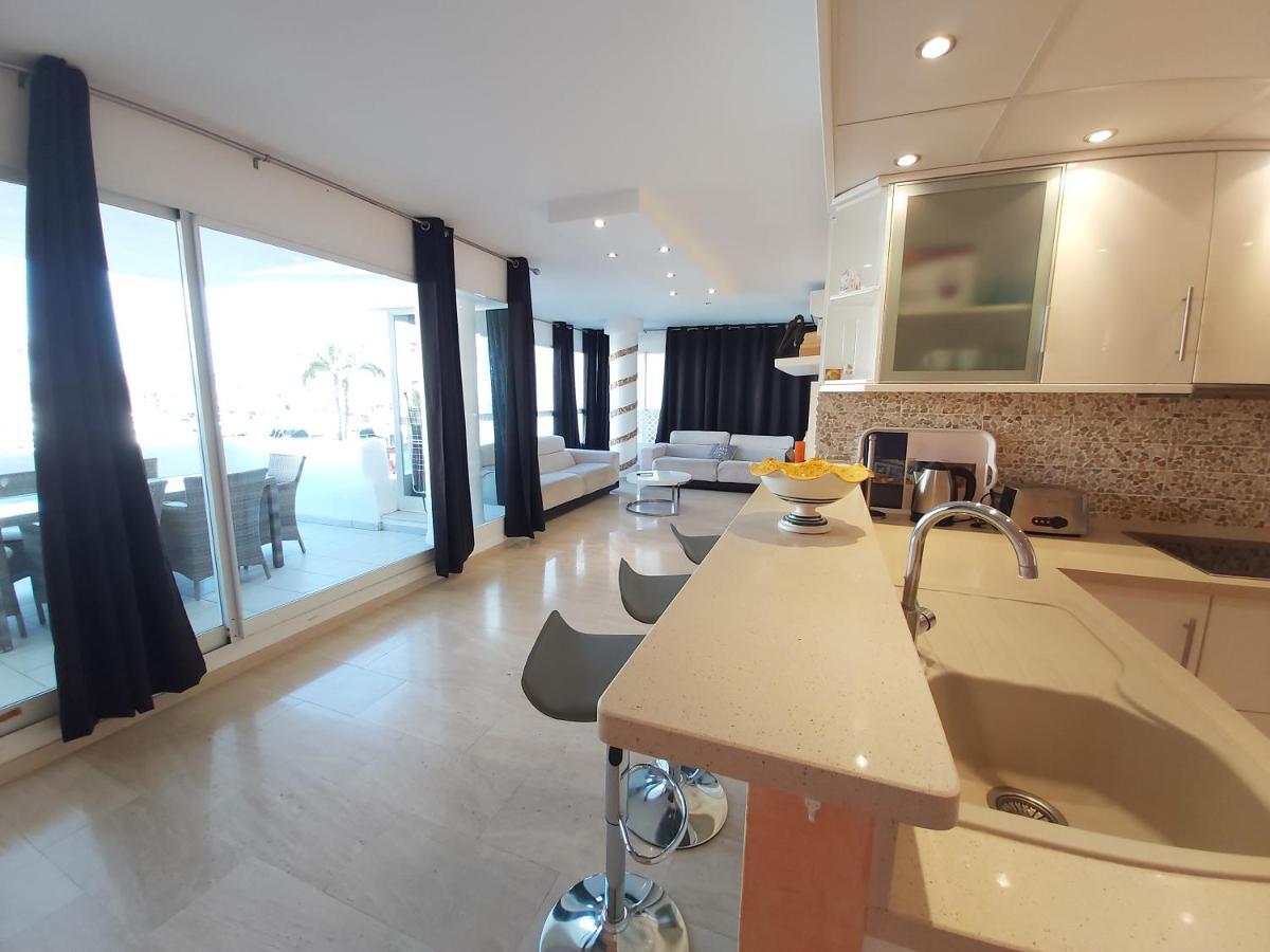 Del Parque Flats - Puerto Marina Apartman Benalmádena Kültér fotó